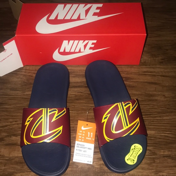 nike slides under $10